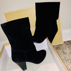 Micheal Kors Divia Bootie Suede
